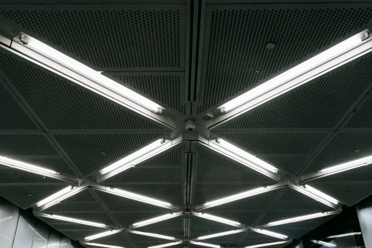 西南地区室内照明节能改造:LED灯管与球泡灯选型要点正文配图 1